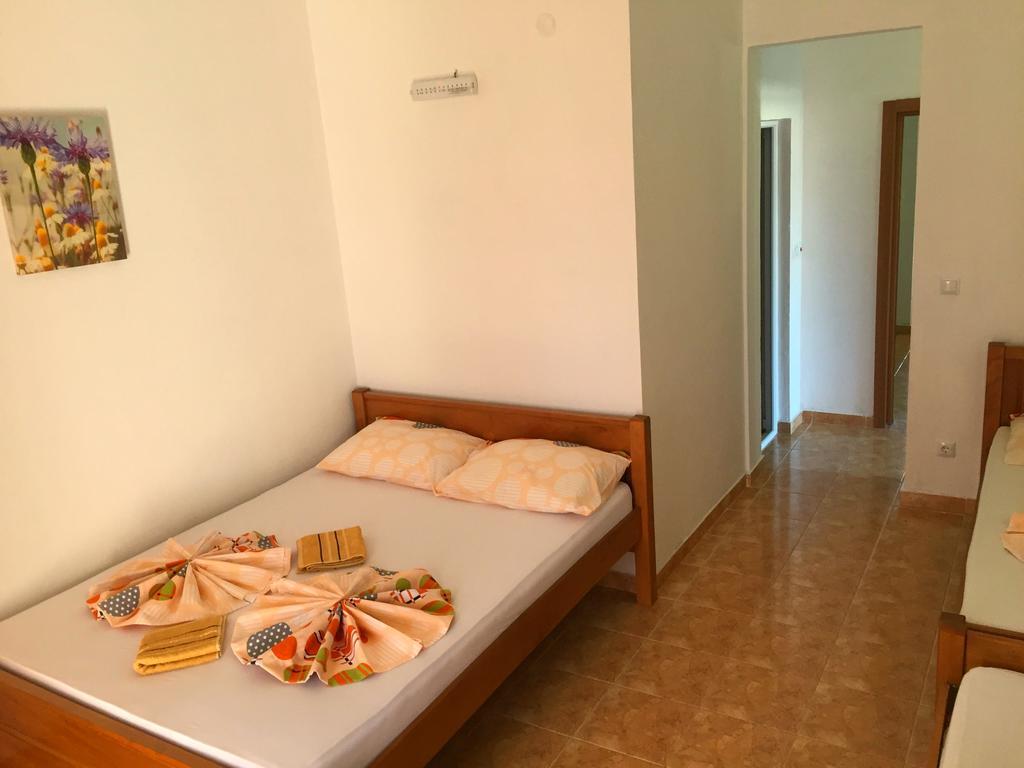 Apartament Friendly House Ulcinj Zewnętrze zdjęcie